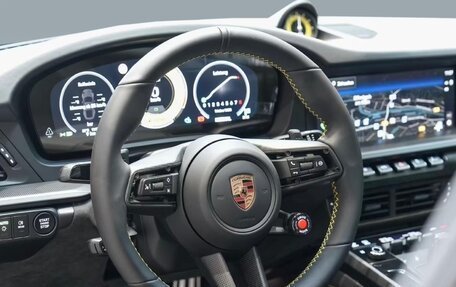 Porsche 911, 2025 год, 31 900 000 рублей, 9 фотография