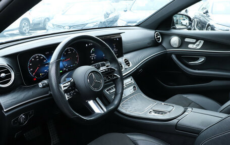 Mercedes-Benz E-Класс, 2021 год, 4 990 000 рублей, 13 фотография