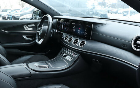 Mercedes-Benz E-Класс, 2021 год, 4 990 000 рублей, 9 фотография