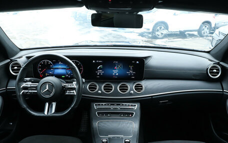 Mercedes-Benz E-Класс, 2021 год, 4 990 000 рублей, 12 фотография