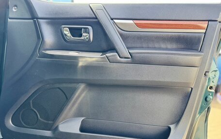 Mitsubishi Pajero IV, 2008 год, 1 595 000 рублей, 22 фотография