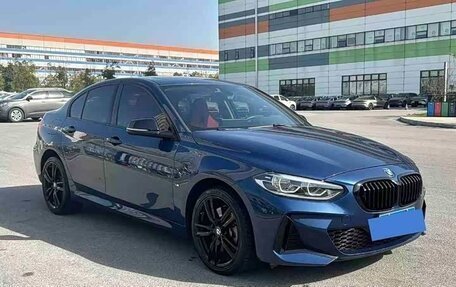 BMW 1 серия, 2022 год, 1 990 000 рублей, 3 фотография