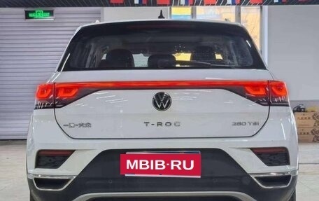 Volkswagen T-Roc I, 2022 год, 1 470 000 рублей, 5 фотография