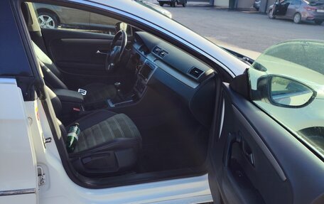 Volkswagen Passat CC I рестайлинг, 2011 год, 1 000 000 рублей, 7 фотография