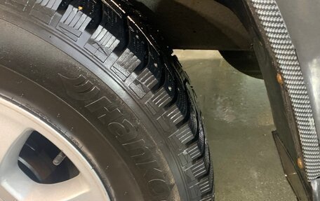 Toyota Land Cruiser 100 рестайлинг 2, 2004 год, 2 190 000 рублей, 4 фотография