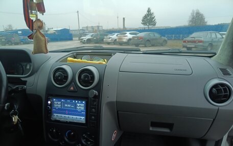 Ford Fusion I, 2003 год, 300 000 рублей, 2 фотография