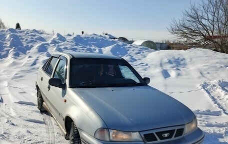 Daewoo Nexia I рестайлинг, 2004 год, 120 000 рублей, 2 фотография