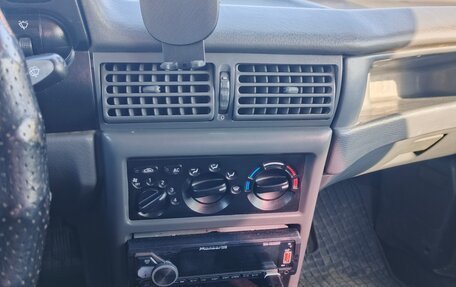 Daewoo Nexia I рестайлинг, 2004 год, 120 000 рублей, 13 фотография