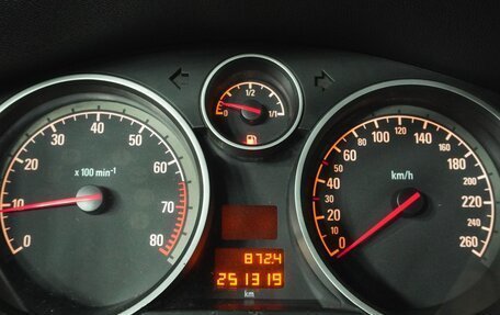 Opel Zafira B, 2012 год, 689 000 рублей, 18 фотография