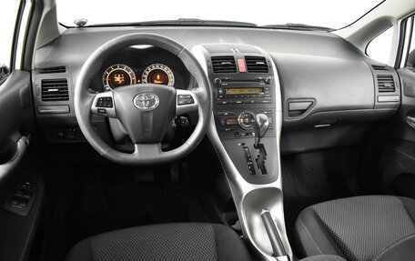 Toyota Auris II, 2011 год, 863 100 рублей, 6 фотография