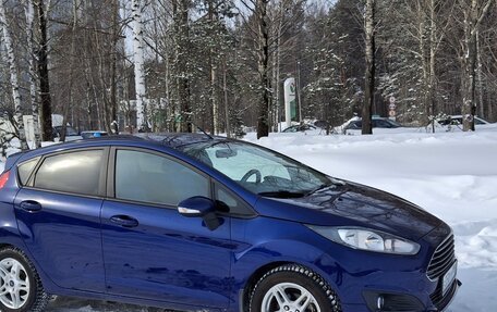 Ford Fiesta, 2015 год, 900 000 рублей, 2 фотография