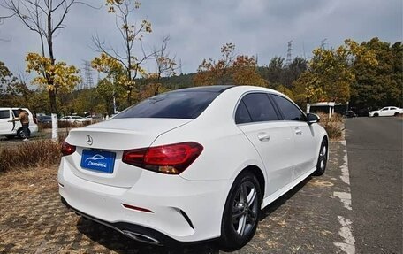 Mercedes-Benz A-Класс, 2022 год, 2 150 000 рублей, 9 фотография