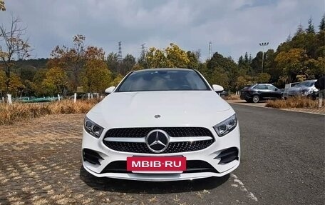 Mercedes-Benz A-Класс, 2022 год, 2 150 000 рублей, 2 фотография