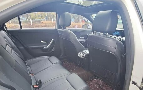 Mercedes-Benz A-Класс, 2022 год, 2 150 000 рублей, 17 фотография