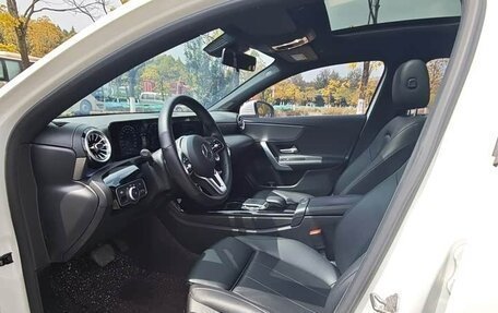 Mercedes-Benz A-Класс, 2022 год, 2 150 000 рублей, 11 фотография