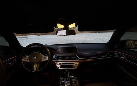 BMW 7 серия, 2017 год, 3 400 000 рублей, 12 фотография