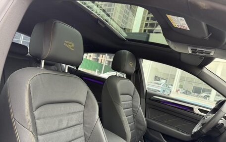 Volkswagen Passat CC, 2025 год, 4 310 000 рублей, 11 фотография