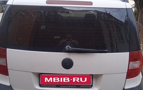 Skoda Yeti I рестайлинг, 2011 год, 650 000 рублей, 1 фотография