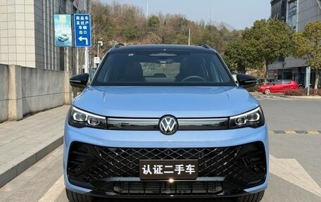 Volkswagen Tiguan, 2024 год, 4 290 000 рублей, 2 фотография