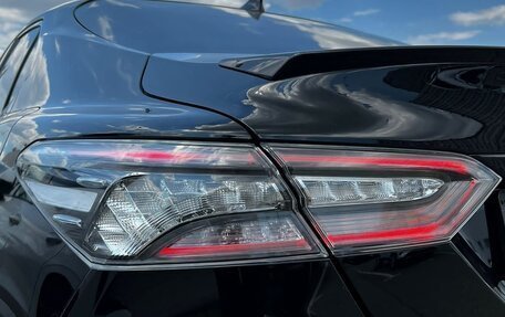 Toyota Camry, 2020 год, 2 450 000 рублей, 4 фотография