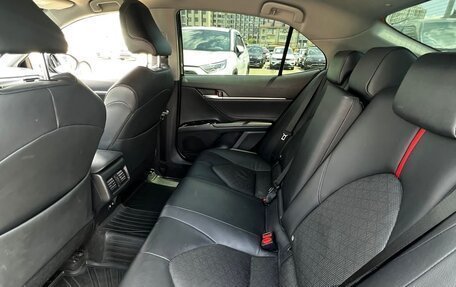 Toyota Camry, 2020 год, 2 450 000 рублей, 16 фотография