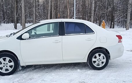 Toyota Yaris III рестайлинг, 2006 год, 620 000 рублей, 4 фотография