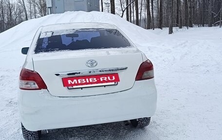 Toyota Yaris III рестайлинг, 2006 год, 620 000 рублей, 6 фотография