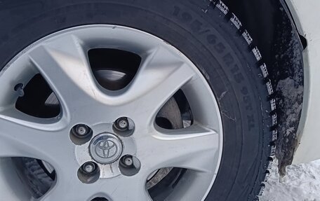 Toyota Yaris III рестайлинг, 2006 год, 620 000 рублей, 9 фотография