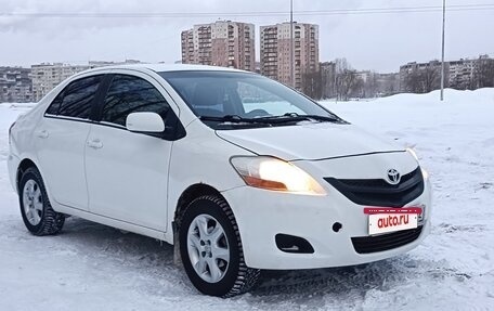 Toyota Yaris III рестайлинг, 2006 год, 620 000 рублей, 10 фотография