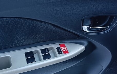 Toyota Yaris III рестайлинг, 2006 год, 620 000 рублей, 17 фотография