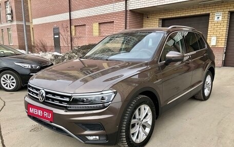 Volkswagen Tiguan II, 2017 год, 3 000 000 рублей, 4 фотография