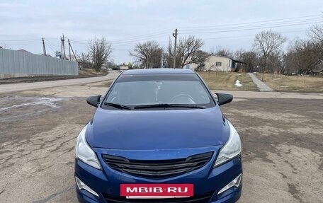 Hyundai Solaris II рестайлинг, 2016 год, 700 000 рублей, 5 фотография