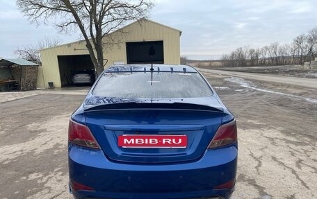 Hyundai Solaris II рестайлинг, 2016 год, 700 000 рублей, 12 фотография