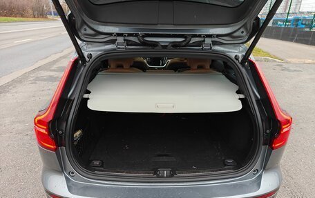 Volvo V60 Cross Country II, 2020 год, 5 000 000 рублей, 12 фотография