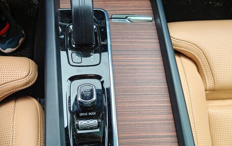 Volvo V60 Cross Country II, 2020 год, 5 000 000 рублей, 18 фотография