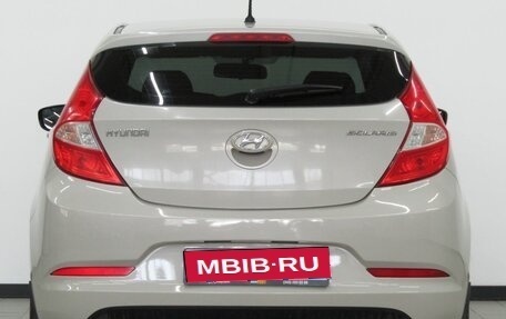 Hyundai Solaris II рестайлинг, 2015 год, 771 000 рублей, 3 фотография