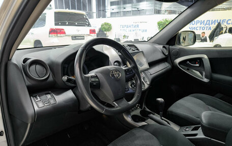 Toyota RAV4, 2012 год, 1 399 000 рублей, 20 фотография