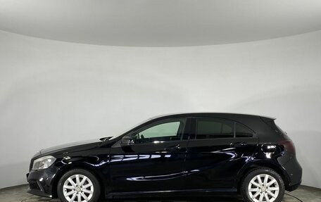 Mercedes-Benz A-Класс, 2017 год, 1 140 000 рублей, 10 фотография