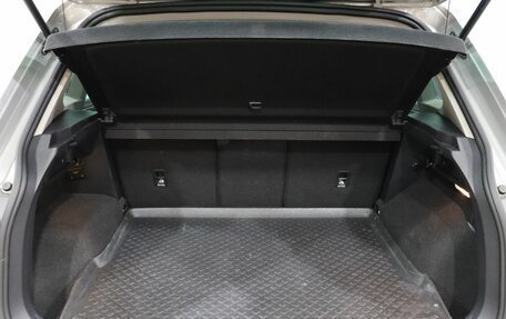 Volkswagen Tiguan II, 2021 год, 3 240 000 рублей, 22 фотография