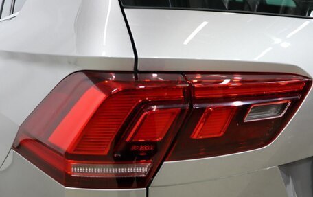 Volkswagen Tiguan II, 2021 год, 3 240 000 рублей, 23 фотография