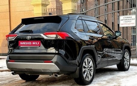 Toyota RAV4, 2022 год, 4 790 000 рублей, 11 фотография