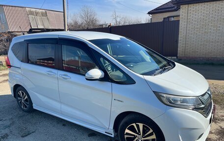 Honda Freed II, 2018 год, 1 580 000 рублей, 2 фотография