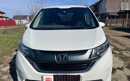 Honda Freed II, 2018 год, 1 580 000 рублей, 3 фотография