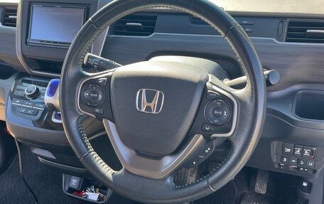 Honda Freed II, 2018 год, 1 580 000 рублей, 12 фотография