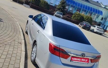 Toyota Camry, 2012 год, 1 600 000 рублей, 10 фотография