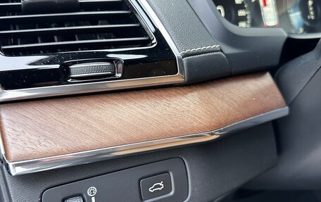 Volvo XC90 II рестайлинг, 2017 год, 3 350 000 рублей, 22 фотография