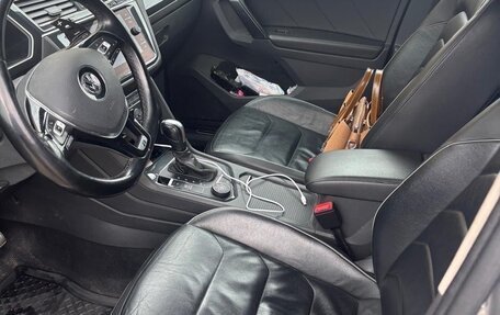 Volkswagen Tiguan II, 2019 год, 3 150 000 рублей, 7 фотография