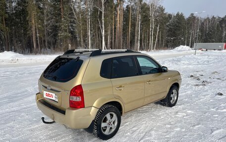 Hyundai Tucson III, 2005 год, 590 000 рублей, 5 фотография