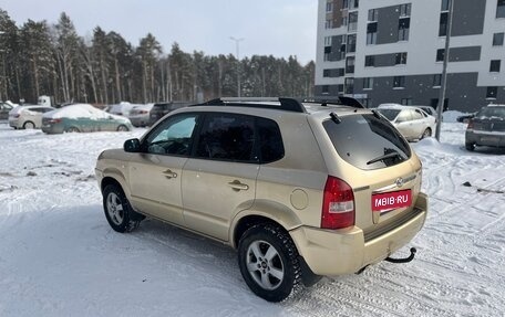 Hyundai Tucson III, 2005 год, 590 000 рублей, 6 фотография