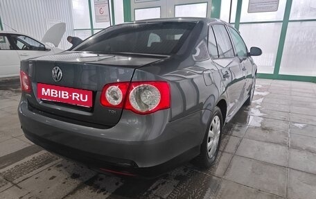 Volkswagen Jetta VI, 2008 год, 420 000 рублей, 2 фотография